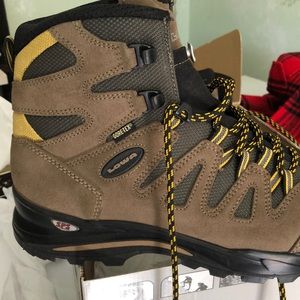 New in box hikers